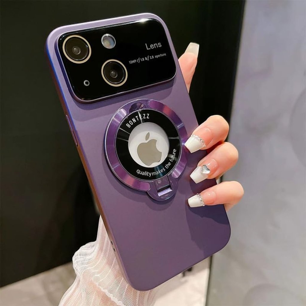 Golden iPhone 15 Mobile Cover